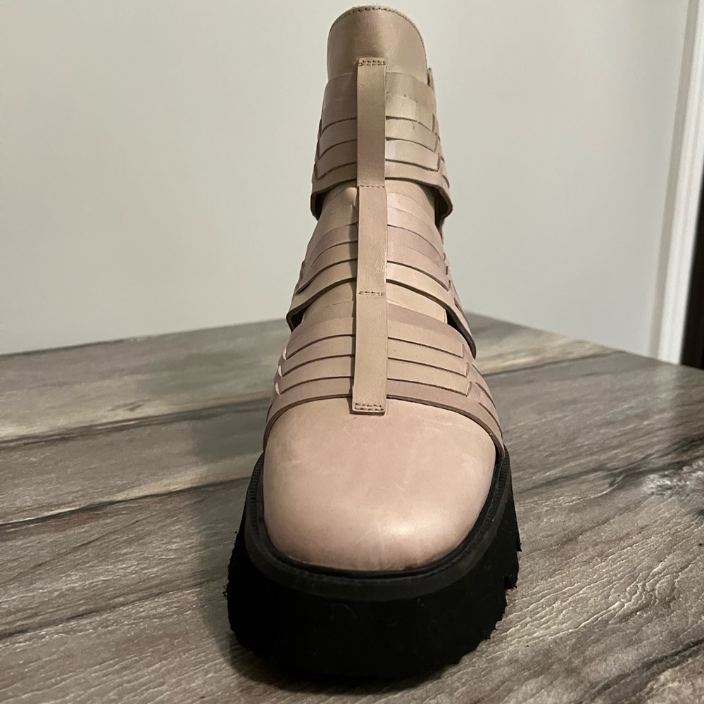 FREE PEOPLE Leather Hydra Huarache Bootie Shoes Size 7.5 - Picture 5 of 16